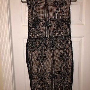 Suzanne Betro Black Lace Dress